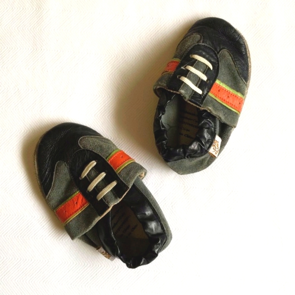 tickle toes leather soft sole slippers crib shoes 12-18 months baby boy